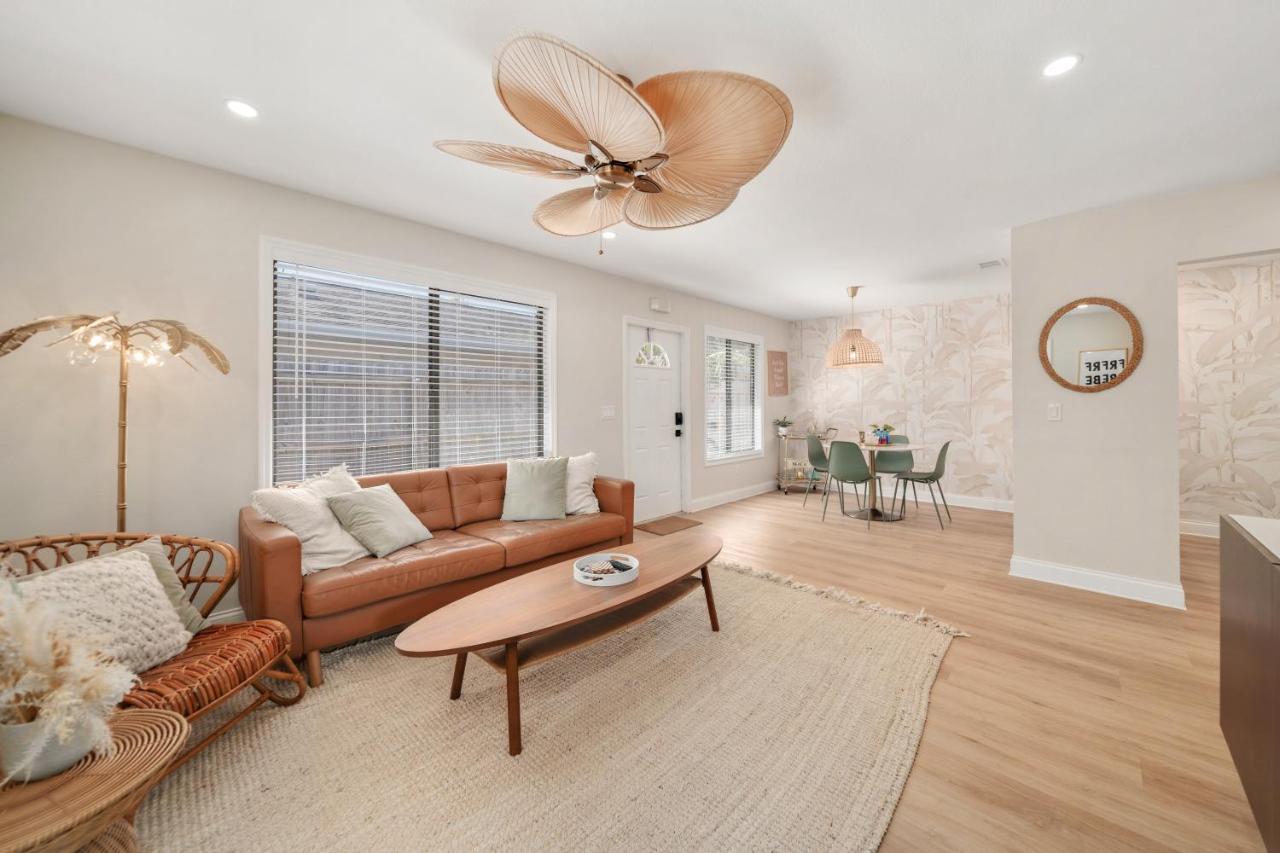 Luxury Villa 3 Blocks From The Beach With A Pool, Fire Pit And Outdoor Oasis Cape Canaveral Kültér fotó